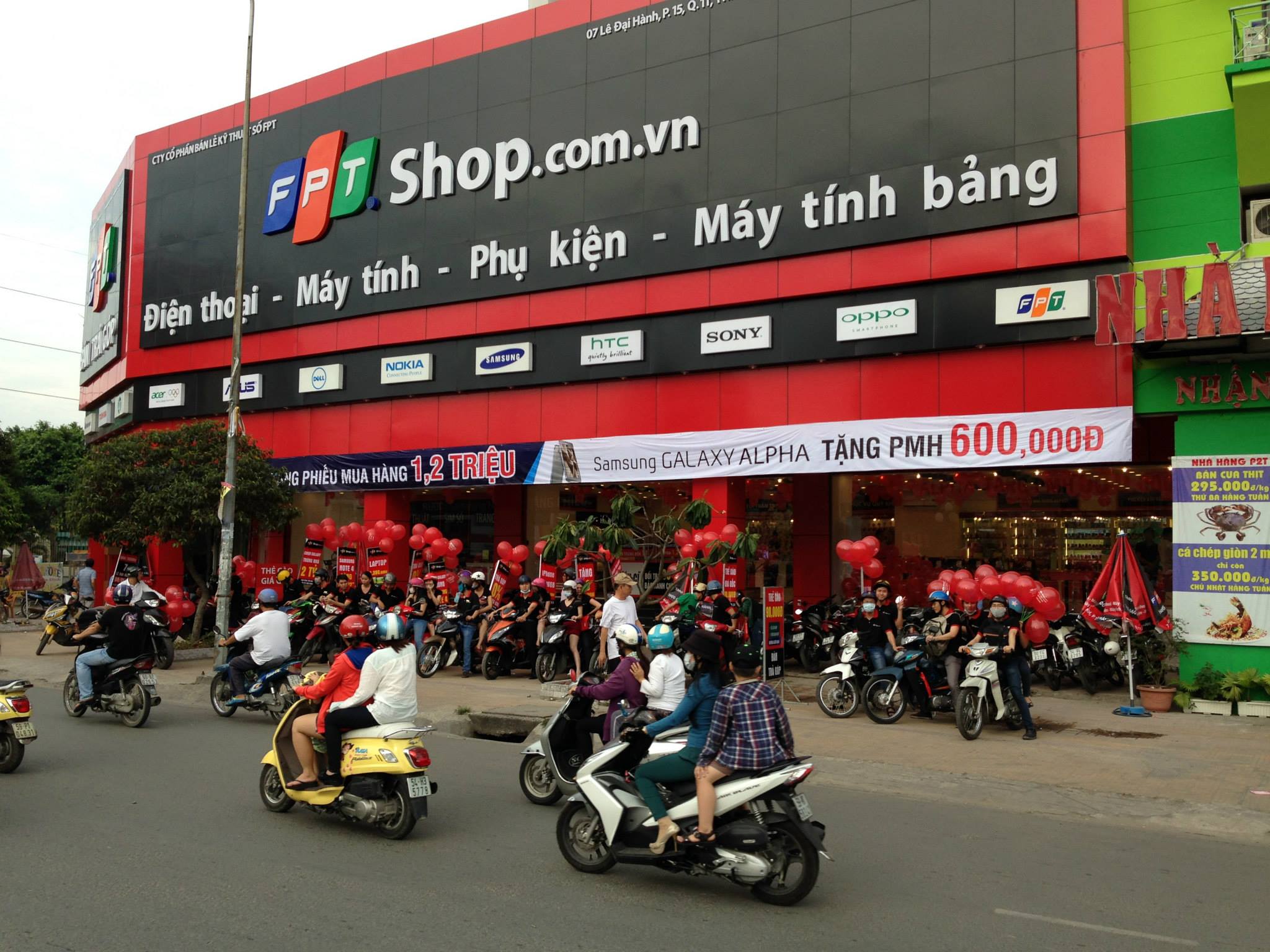 CTCP Bán lẻ Kỹ thuật số FPT (FRT) 