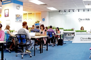 Cập nhật cổ phiếu ADG - Hệ sinh thái công nghệ số là động lực tăng trưởng dài hạn